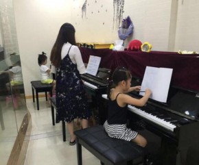 开钢琴培训班如何招生？加盟需要什么条件？