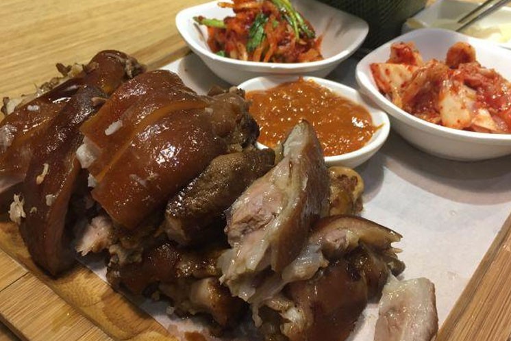 禾若乐米韩国猪蹄料理