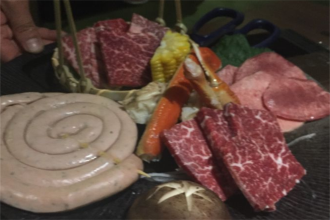 缘烧肉酒场加盟