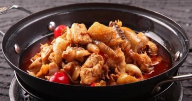 泉聚阁黄焖鸡米饭